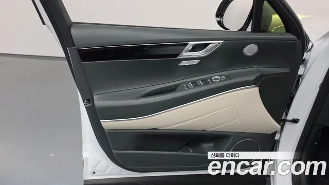 Genesis GV80 — Фото автомобиля 13