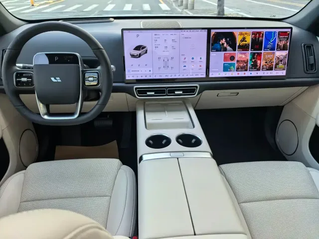 Li Auto L6 — Фото автомобиля 11