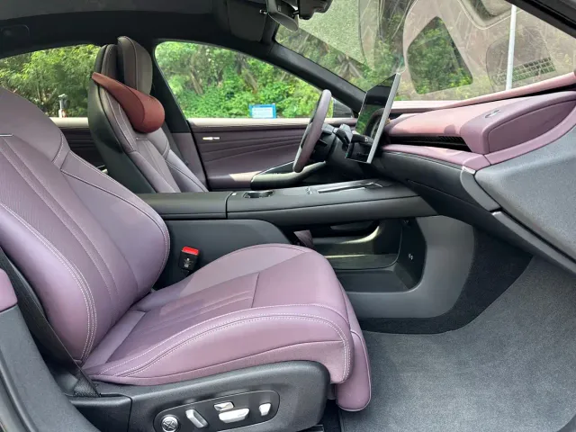Xiaomi SU7 — Фото автомобиля 7