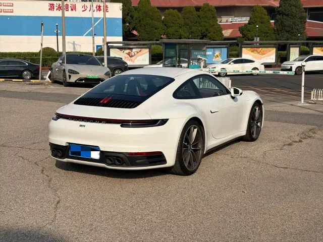 Porsche 911 — Фото автомобиля 2