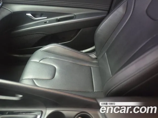 Hyundai AVANTE Новый Avante (CN7) — Фото автомобиля 12