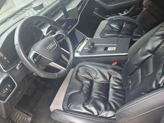 Audi A6L — Фото автомобиля 3