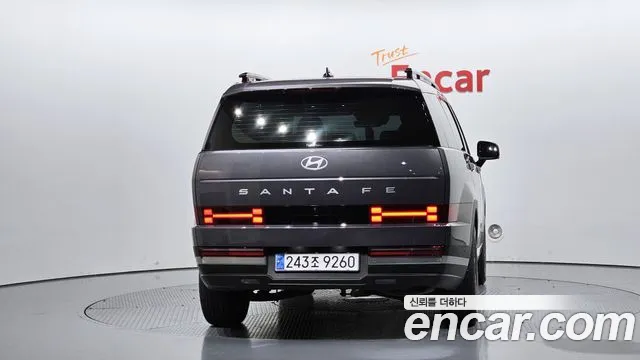Hyundai Santa Fe — Фото автомобиля 4