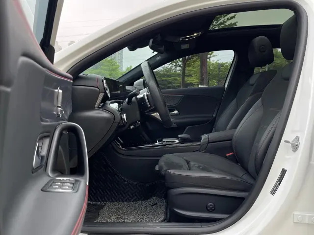Mercedes-Benz A-Class — Фото автомобиля 7