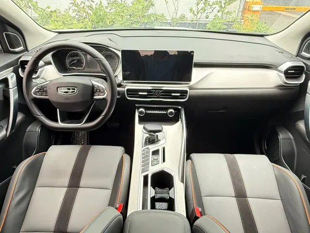 Geely Binyue — Фото автомобиля 18