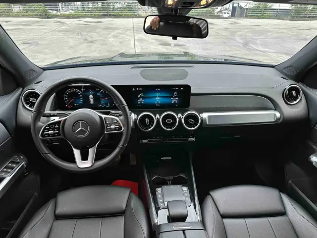 Mercedes-Benz GLB-Class — Фото автомобиля 11