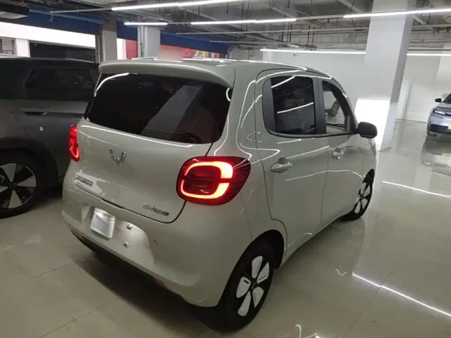 Wuling Hongguang Mini EV — Фото автомобиля 6