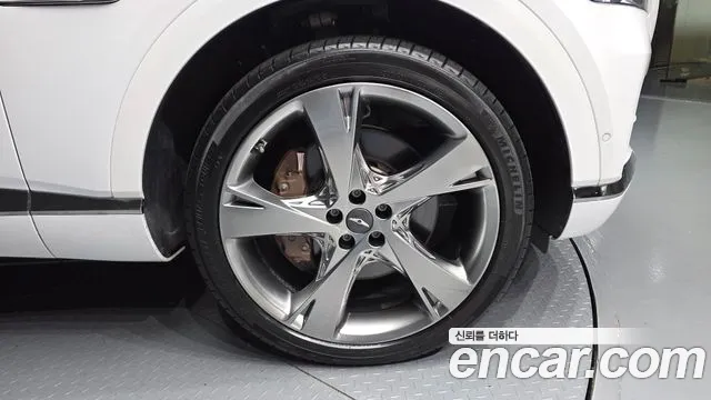 Genesis GV80 — Фото автомобиля 6