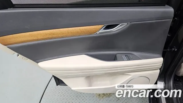 Genesis G80 Бензин 2.5 турбо AWD — Фото автомобиля 19