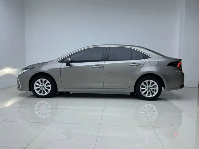 Toyota Corolla — Фото автомобиля 6