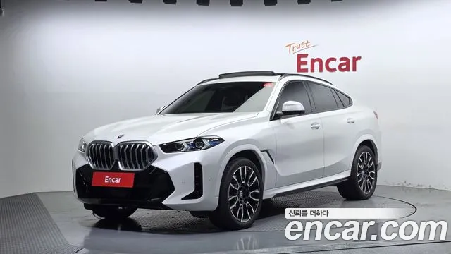 Фотография автомобиля — BMW X6 G06