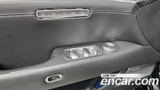 Genesis G90 — Фото автомобиля 25