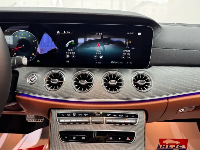 Mercedes-Benz CLS-Class — Фото автомобиля 11