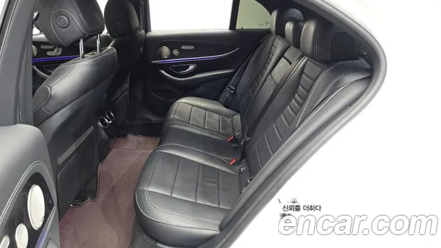 Mercedes-Benz E-Class W213 — Фото автомобиля 11