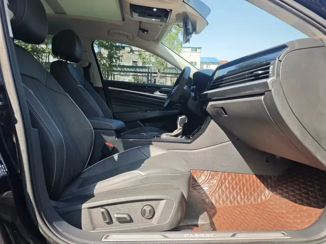Volkswagen Passat — Фото автомобиля 9