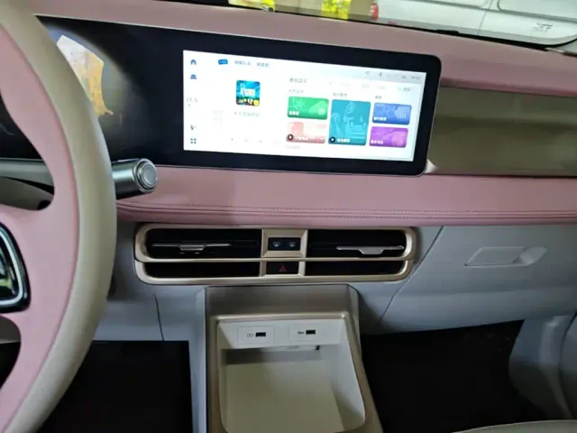 Geely Geometry E Firefly — Фото автомобиля 12