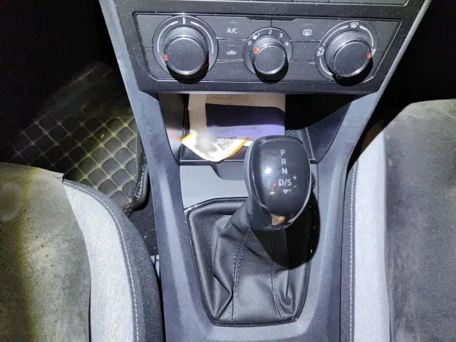 Volkswagen Tharu — Фото автомобиля 6