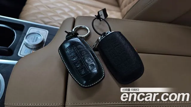 Genesis GV80 — Фото автомобиля 21
