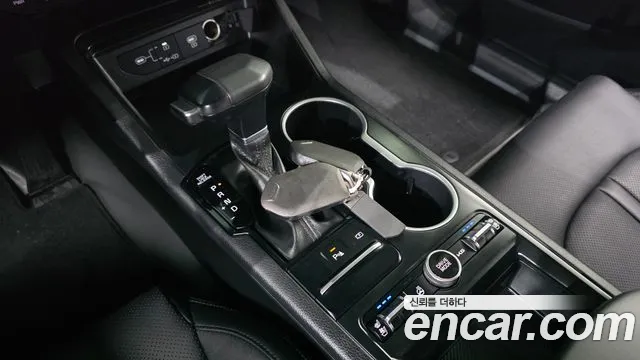 Kia K5 Новый K5 3 поколение 2.0 LPi(Для проката) — Фото автомобиля 9