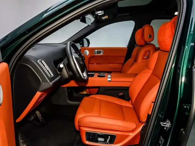 Li Auto Li L8 2025 Max Smart Renewal Edition — Фото автомобиля 16