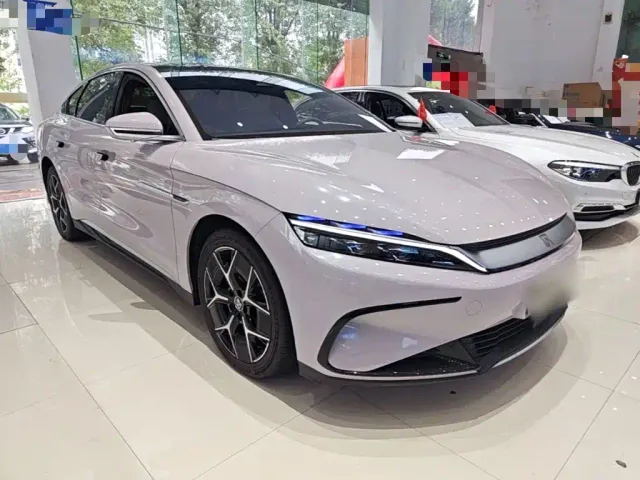 BYD Han — Фото автомобиля 3