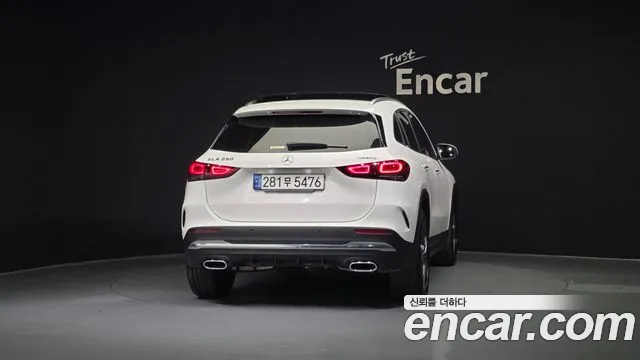 Mercedes-Benz GLA-Class — Фото автомобиля 4