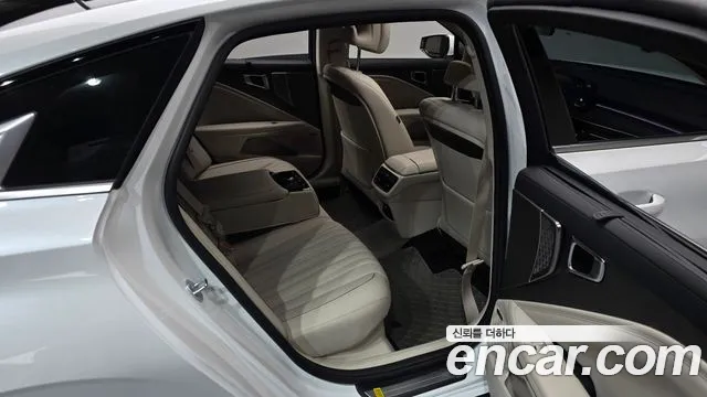 Kia K8 (New) Hybrid — Фото автомобиля 18