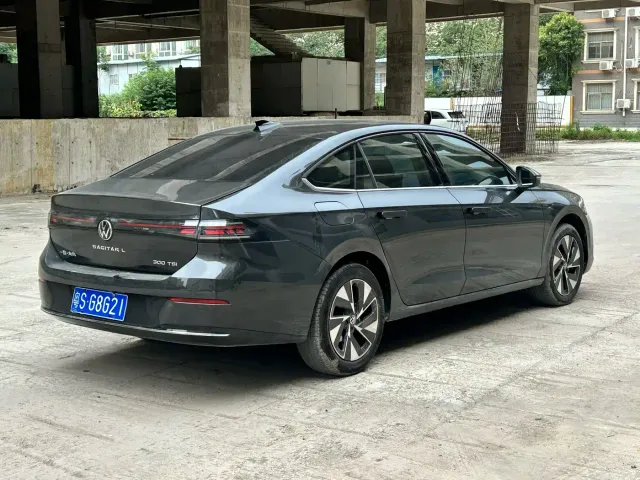 Volkswagen Sagitar — Фото автомобиля 9