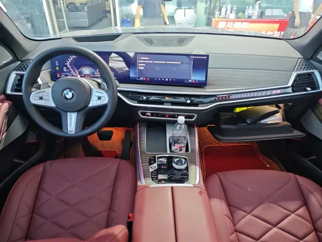 BMW X5 — Фото автомобиля 8