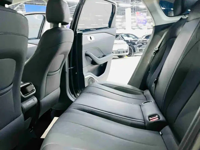 Geely Emgrand — Фото автомобиля 5
