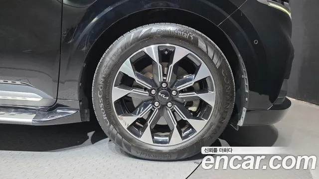 Kia Carnival Generation 4 — Фото автомобиля 6