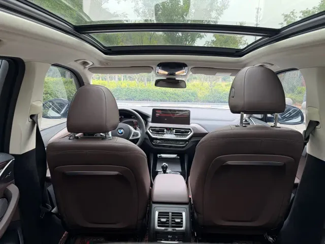 BMW X3 — Фото автомобиля 10