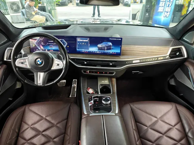 BMW X5 — Фото автомобиля 7