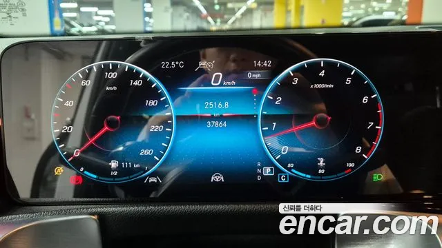 Mercedes-Benz GLB-Class X247 — Фото автомобиля 8