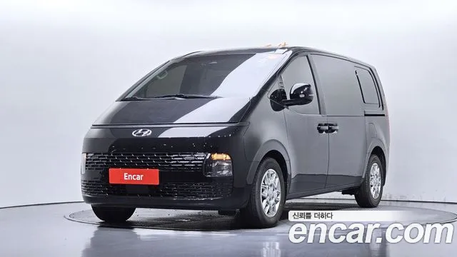 Фотография автомобиля — Hyundai Staria