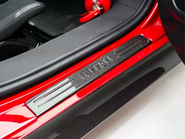 Ferrari SF90 — Фото автомобиля 25