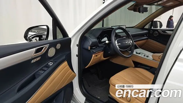Genesis GV80 2.5T Бензин AWD — Фото автомобиля 10