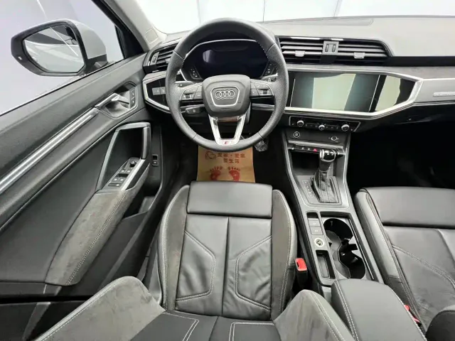 Audi Q3 Sportback — Фото автомобиля 10