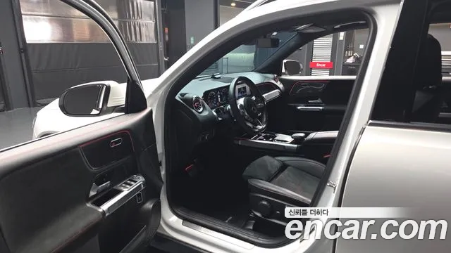 Mercedes-Benz GLB-Class — Фото автомобиля 10