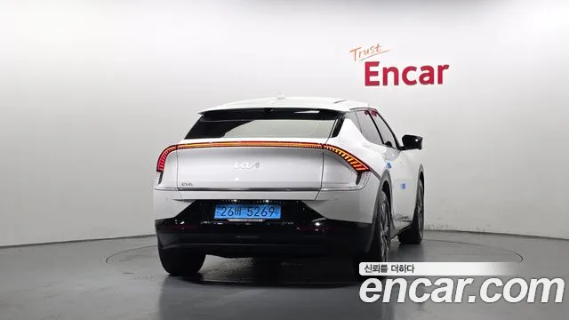 Kia EV6 — Фото автомобиля 4