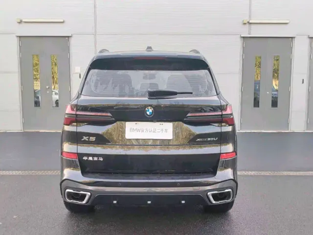 BMW X5 — Фото автомобиля 3