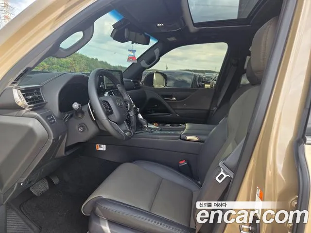 Lexus LX — Фото автомобиля 12