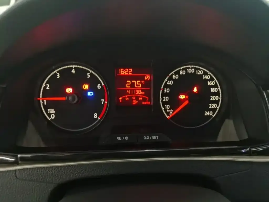 Volkswagen Santana 2021 1.5L Manual Trend Edition — Фото автомобиля 11