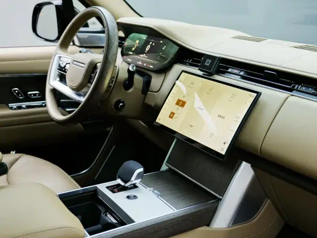 Land Rover Range Rover — Фото автомобиля 16