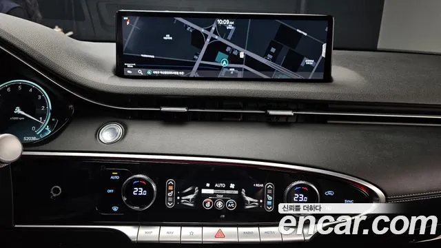 Genesis GV70 2.5T Бензин 2WD — Фото автомобиля 10
