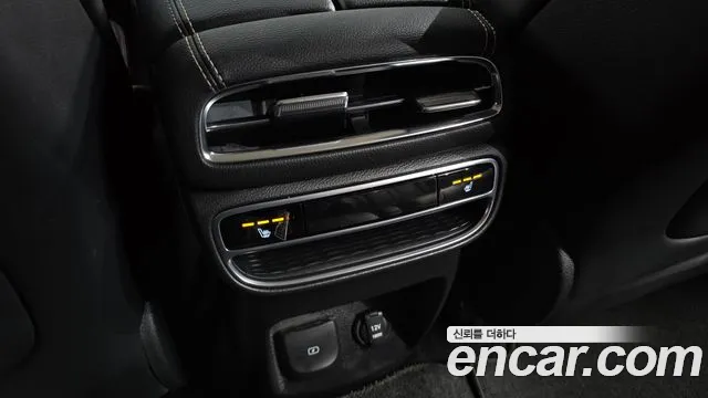 Genesis GV80 — Фото автомобиля 17