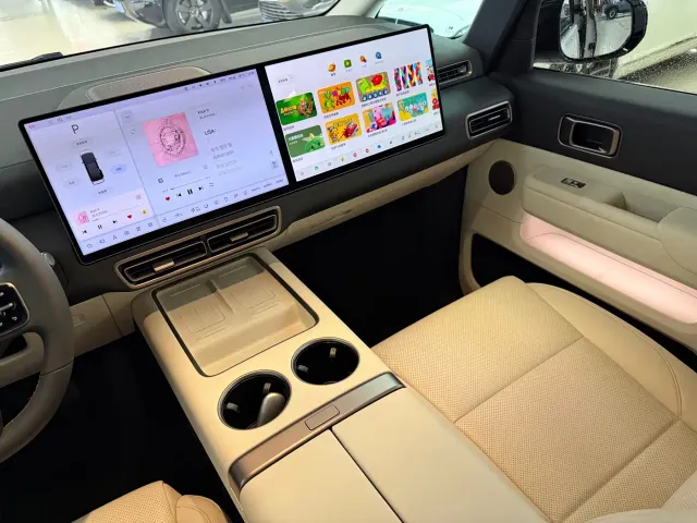 Li Auto MEGA — Фото автомобиля 8