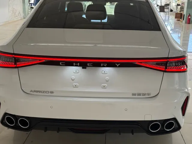 Chery Arrizo 8 — Фото автомобиля 9