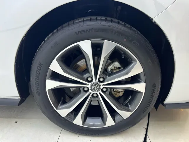 Toyota Granvia — Фото автомобиля 25