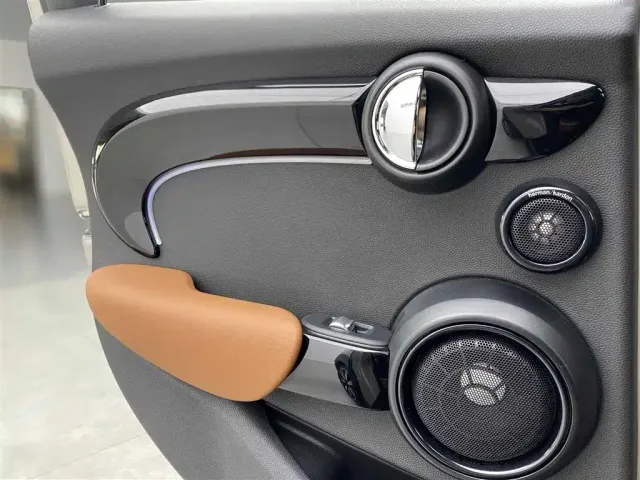 MINI Hatch — Фото автомобиля 23